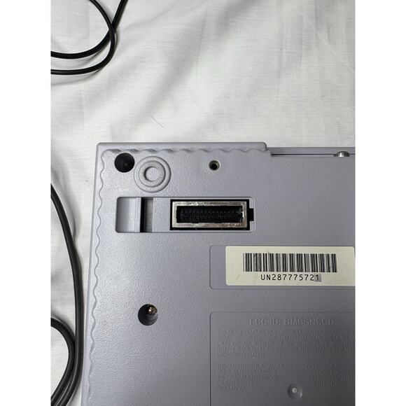 Super Nintendo Entertainment System SNES Video Game Console SNS-001 NOT TESTED - Picture 9 of 10